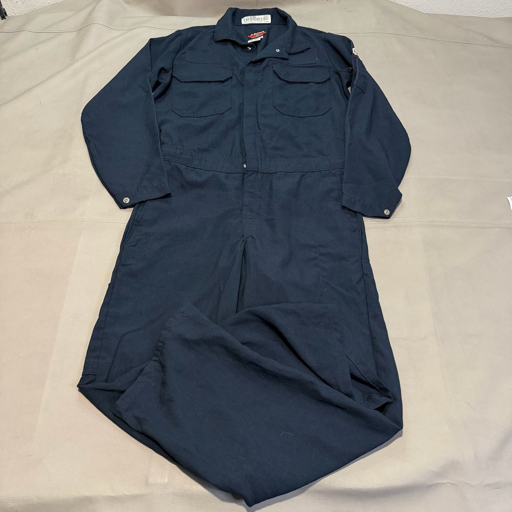 Bulwark FR Flame Fire Resistant Nomex Coveralls Mens 38 RG Navy Blue DuPont-7273